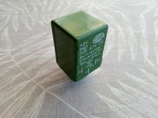 relais Hella 5WD005674-05 12V
