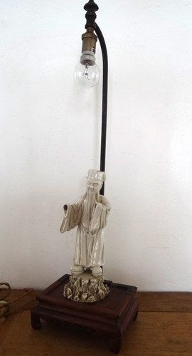 Etonnante ancienne lampe - ancienne, au
