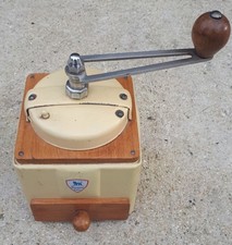 ancien moulin à café peugeot