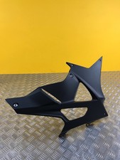 Flanc de carénage droit pour