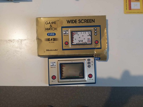 Ancienne consoles game watch - ancienne, game&watch