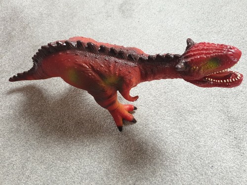 Grande figurine dinosaure