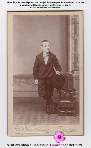 Garçon costumé avec chapeau - garÇon,