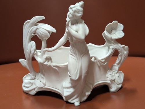 Jardinière biscuit époque