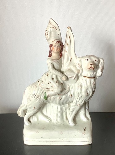 Jeune fille chien en - jeune, et