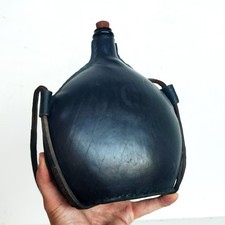ANCIENNE GOURDE EN VERRE ET CUIR - MILITAIRE ?? À IDENTIFIER