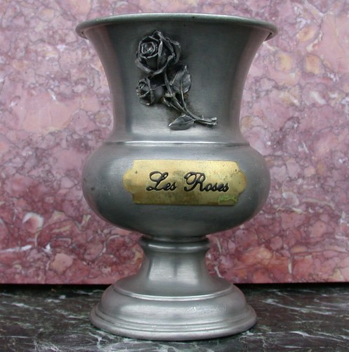 Etain vase décor - 95%, floral
