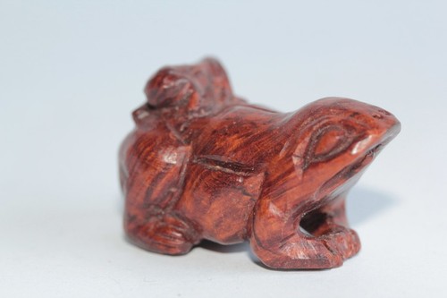 Netsuke bois grenouille japon - netsuke,