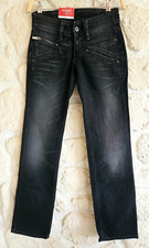 Jeans noir 507 standard taille W25 L32 neuf Levi's (dda)