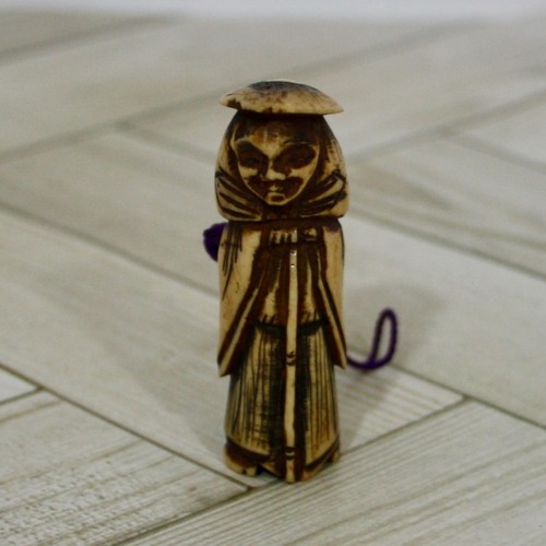 Homme era netsuke avec - era,