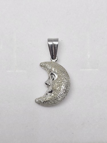 Pendentif blanc 18 - en,