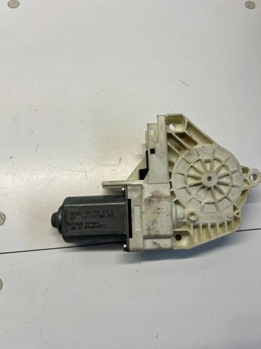8k0 959 812 moteur - de, vitre