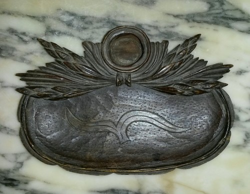 Encrier bois sculpté ancien