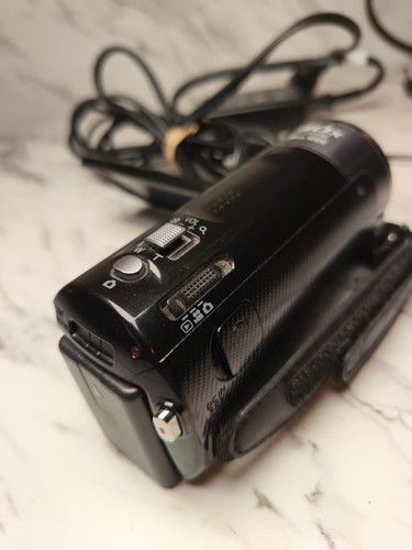 2011 panasonic hdc - 2011, 16gb