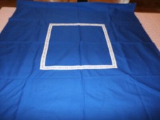 Vintage nappe  bleu roi avec galon central