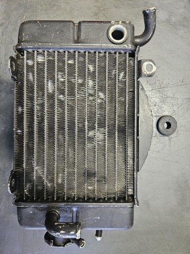 Radiateur droit honda xlv 600 - radiateur,