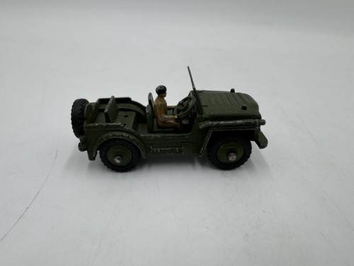 Dinky toys 674 austin champ - dinky,