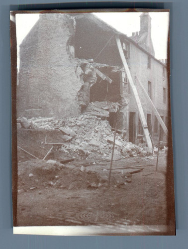 Une maison ruine - maison, en