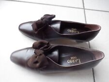 Belles chaussures neuves