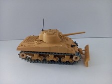 CHAR  SHERMAN M4A3. BULLDOZER.  COULEUR SABLE. 1/50. SOLIDO