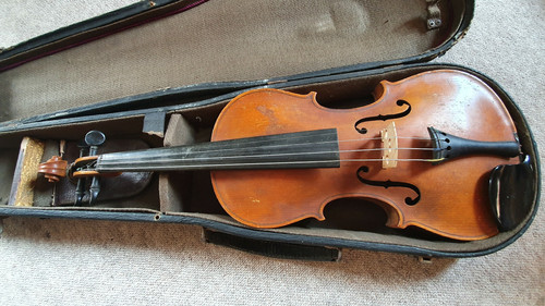 Nice old violin - nice,,