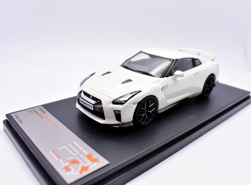 Miniature voiture nissan - miniature,