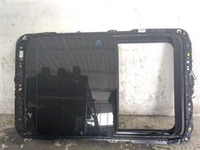 5NA877049A Vitre Toit Ouvrant