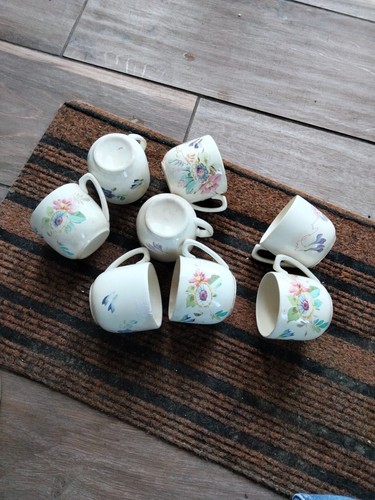 Lot tasse ancienne - 8,