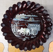 Tableau rond en bois laqué et