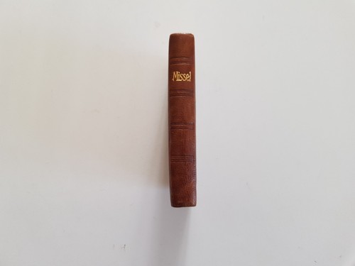 Livre petit missel romain - petit,
