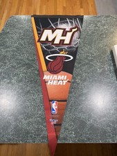 LARGE  2009 MIAMI HEAT Pennant