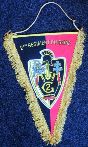 Fanion grand modèle - modèle, 2
