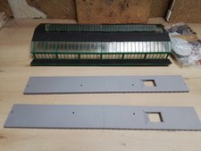 FALLER KIBRI HO. MAQUETTE ET KIT VERRIERE ET 2 QUAI. 43CM. A RETRAVAILLER