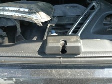 Fermeture centralisee coffre PEUGEOT 108