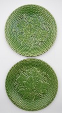 2 assiettes en faïence d'Apt décor de vigne en vert terre vernissée Lacroix Apt