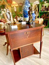 Très rare Table volante Louis