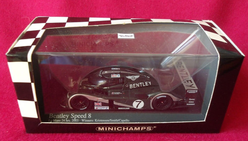 Minichamps bentley speed8 - 1/43,