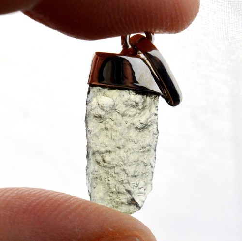 Moldavite carats - moldavite, 7.5