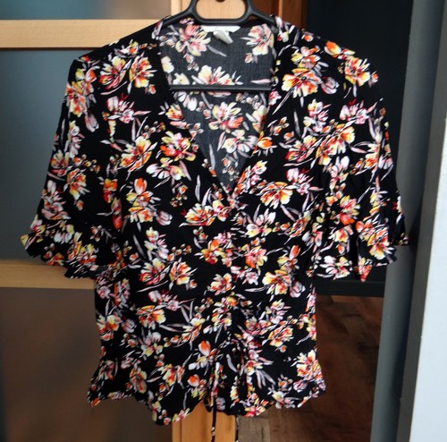 Haut noir motifs fleurs - -,