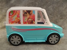 Barbie Ultimate Puppy Mobile -