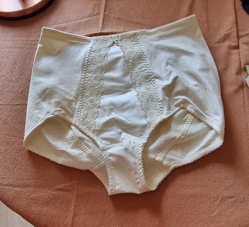 Gaine culotte haute vintage - gaine,
