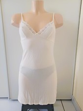 PIEGE LINGERIE NUISETTE TAILLE