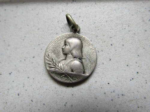 Ancienne medaille religieuse - ancienne,