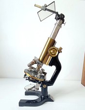 Microscope ancien Reichert