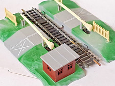 Passage à Niveau Lima Une Voie Avec Abri garde barrières Réf 600021 Fonctionnel