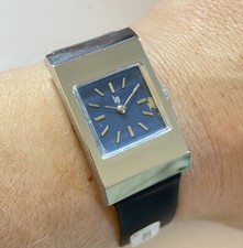 NEUVE MONTRE SANS MOUVEMENT