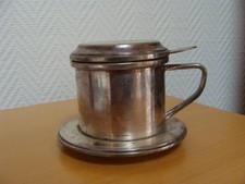 Tasse à café individuelle ancienne