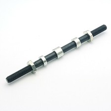 axe de roue arrière