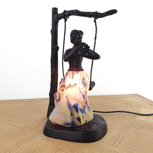 Lampe dame balançoire - lampe,