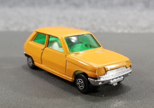 Guisval renault diecast car - 5,